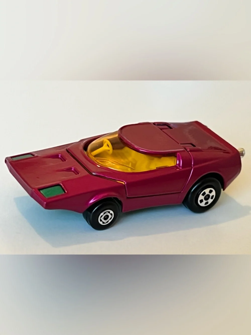 Vintage Matchbox Rolamatics 1973 No. 39 Clipper Lesney England Metallic Magenta